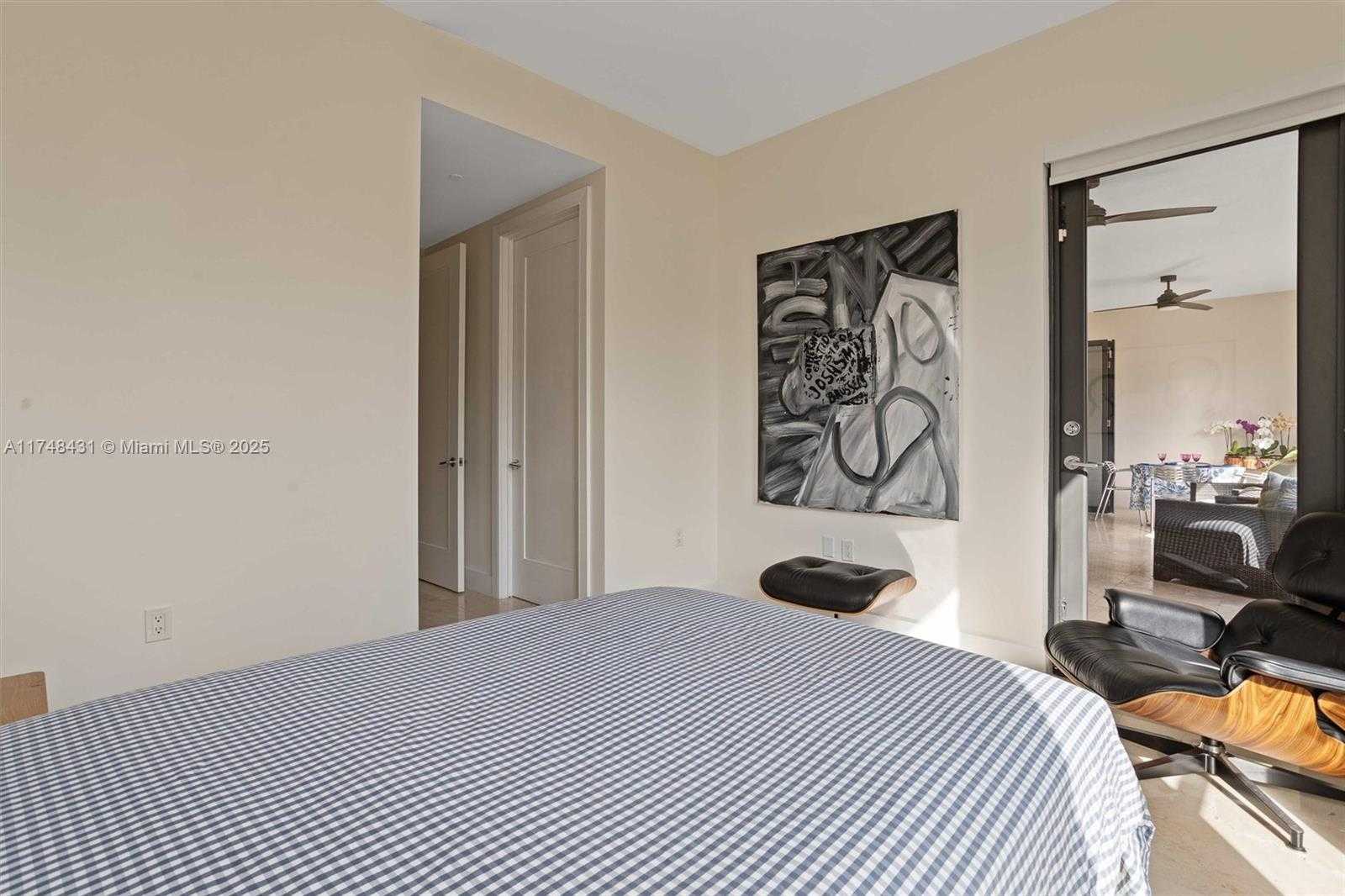 Small Image of 718 VALENCIA AVE #207, Coral Gables Number 28