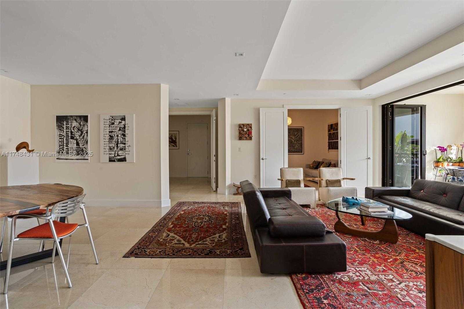 Small Image of 718 VALENCIA AVE #207, Coral Gables Number 5