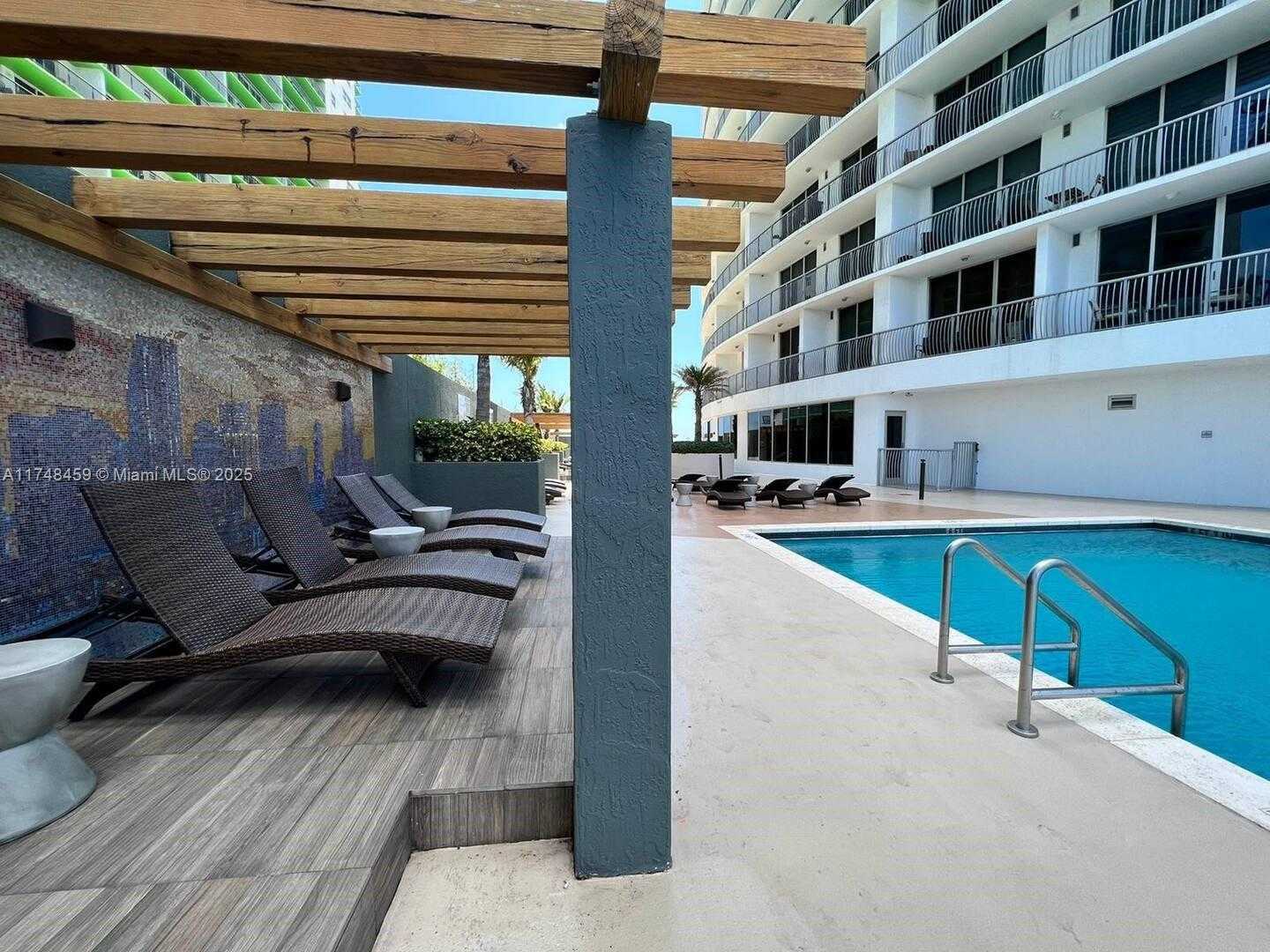 Small Image of 1750 NORTH BAYSHORE DR #2211, Miami Number 12