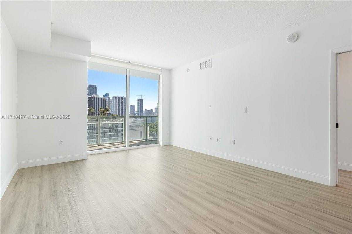 Small Image of 1900 NORTH BAYSHORE DR #1509, Miami Number 13