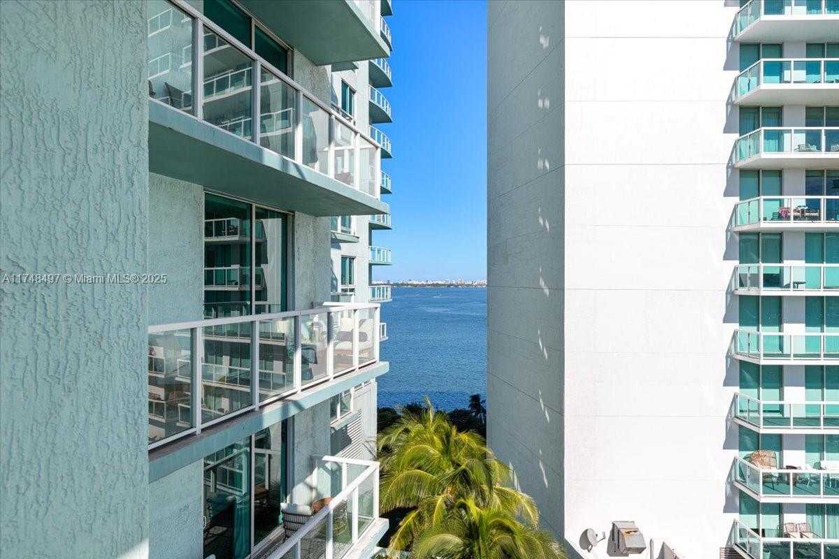 Small Image of 1900 NORTH BAYSHORE DR #1509, Miami Number 26
