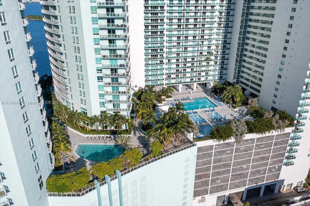 Small Image of 1900 NORTH BAYSHORE DR #1509, Miami Number 27