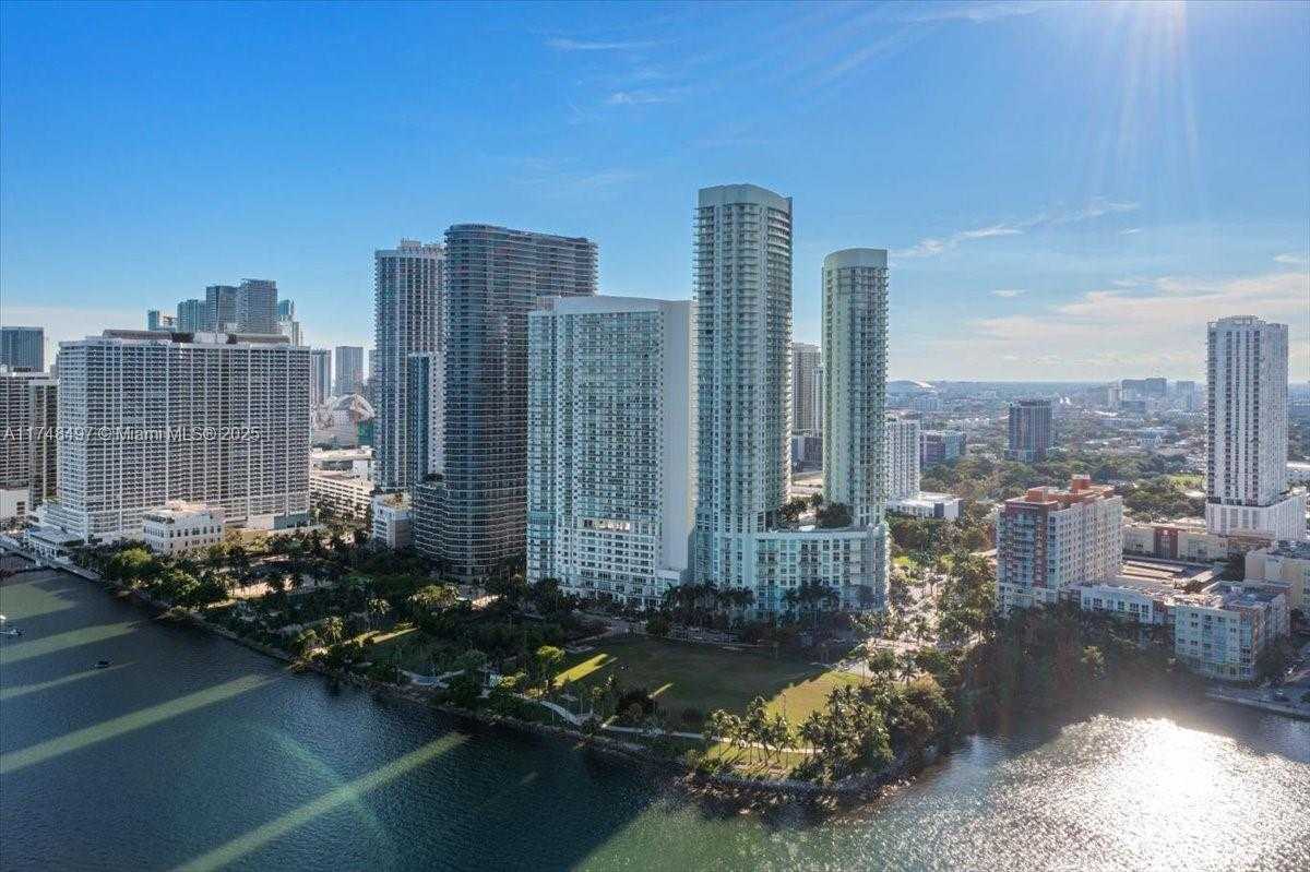 Small Image of 1900 NORTH BAYSHORE DR #1509, Miami Number 30