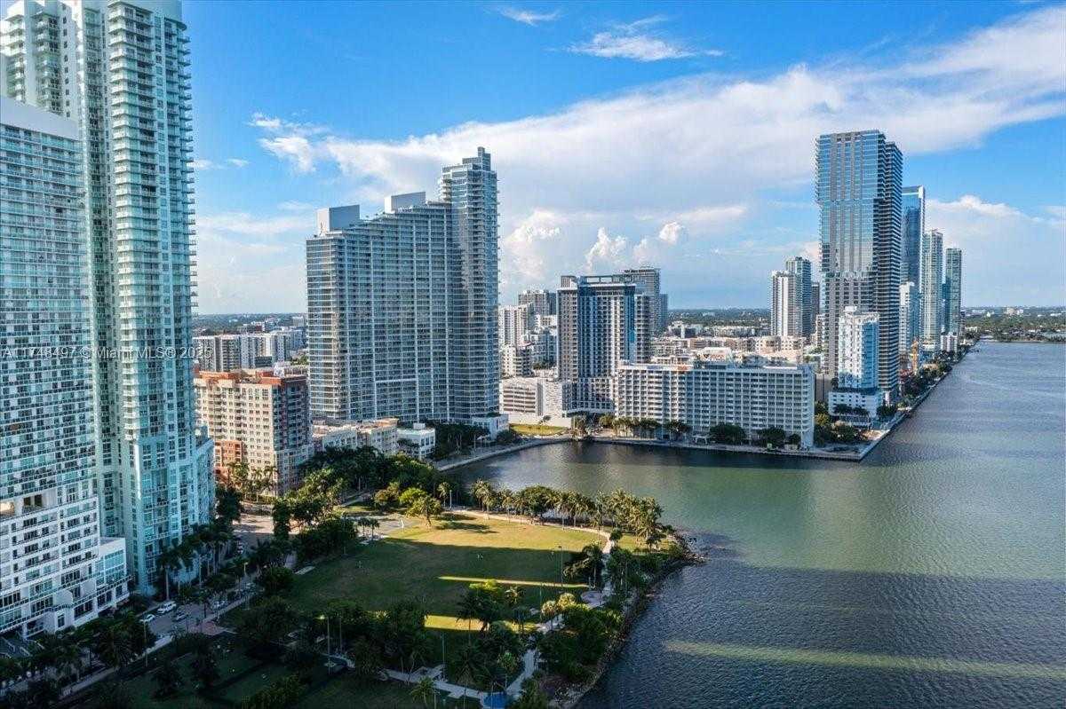 Small Image of 1900 NORTH BAYSHORE DR #1509, Miami Number 31