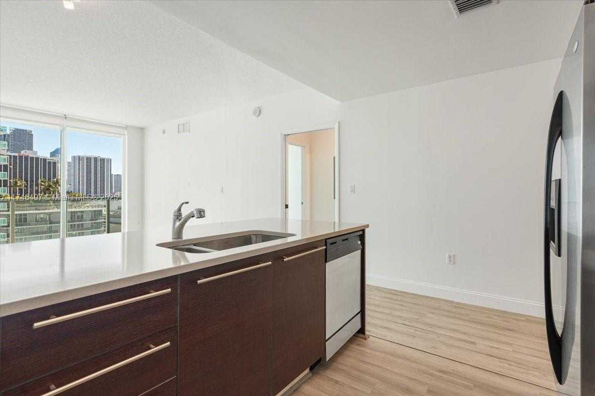 Small Image of 1900 NORTH BAYSHORE DR #1509, Miami Number 9