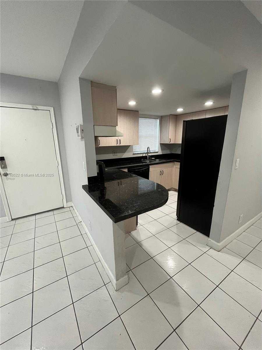 Small Image of 8404 WEST SAMPLE RD #131, Coral Springs Number 5