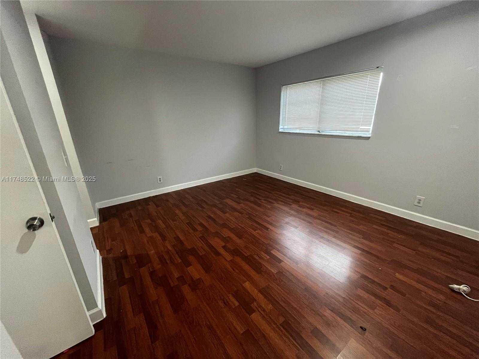 Small Image of 8404 WEST SAMPLE RD #131, Coral Springs Number 6