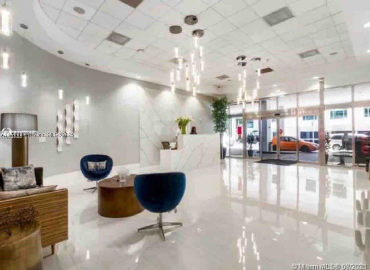 Small Image of 1200 BRICKELL BAY DR #3924, Miami Number 17