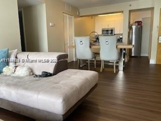Small Image of 1200 BRICKELL BAY DR #3924, Miami Number 8