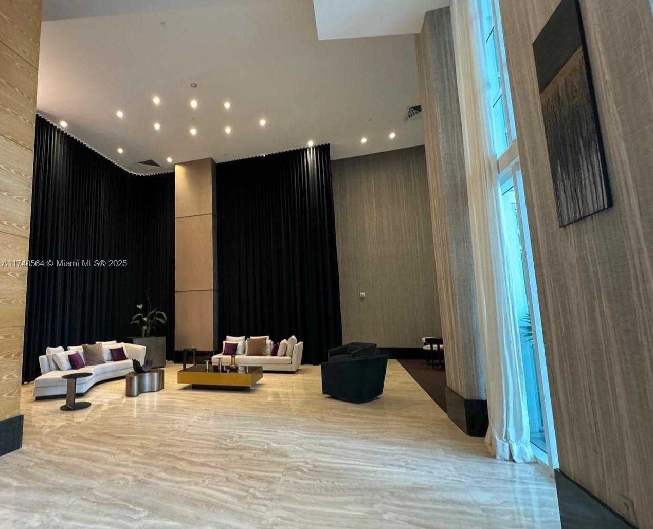 Small Image of 950 BRICKELL BAY DR #2308, Miami Number 10