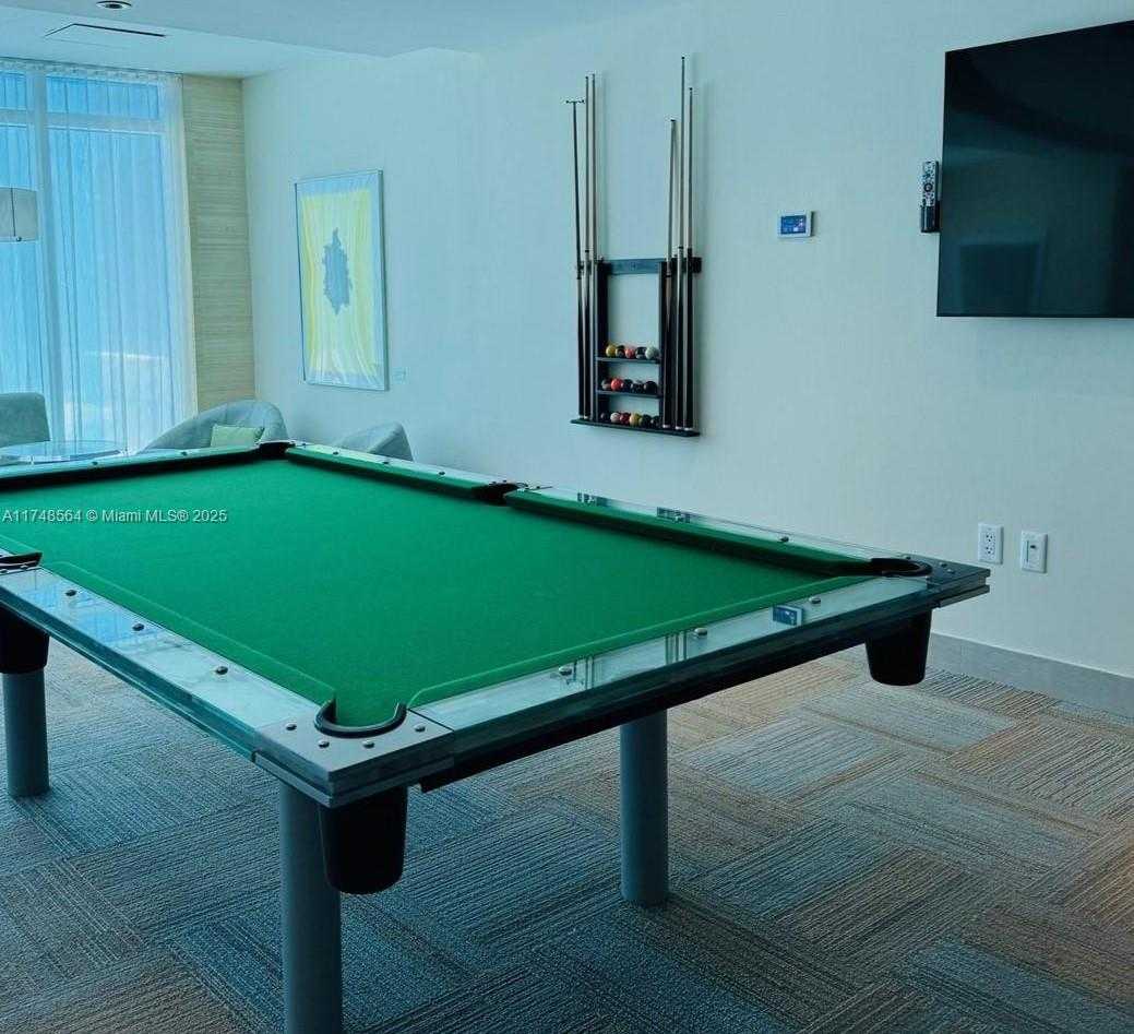 Small Image of 950 BRICKELL BAY DR #2308, Miami Number 14