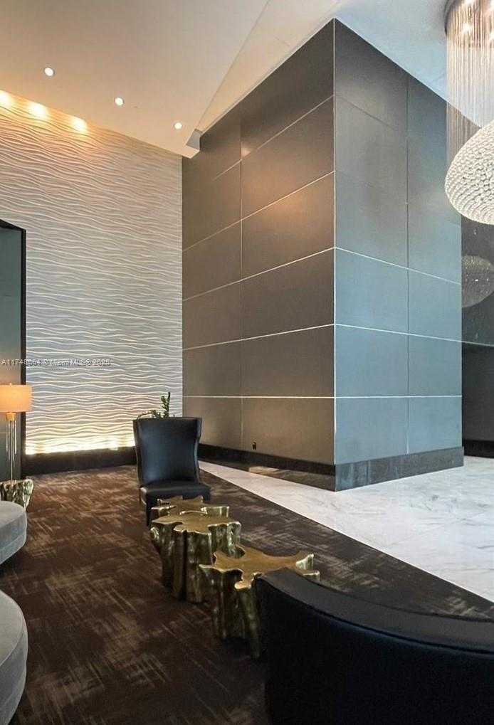 Small Image of 950 BRICKELL BAY DR #2308, Miami Number 18