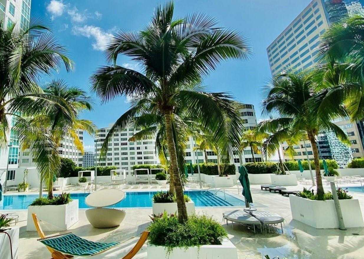Small Image of 950 BRICKELL BAY DR #2308, Miami Number 8