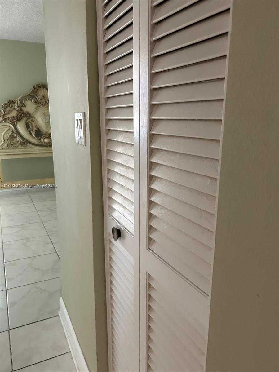 Small Image of 942 NORTH EAST 199TH ST #3E, Miami Number 22