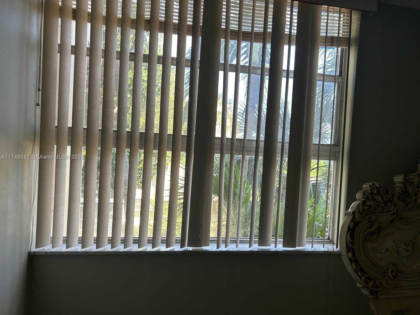 Small Image of 942 NORTH EAST 199TH ST #3E, Miami Number 23