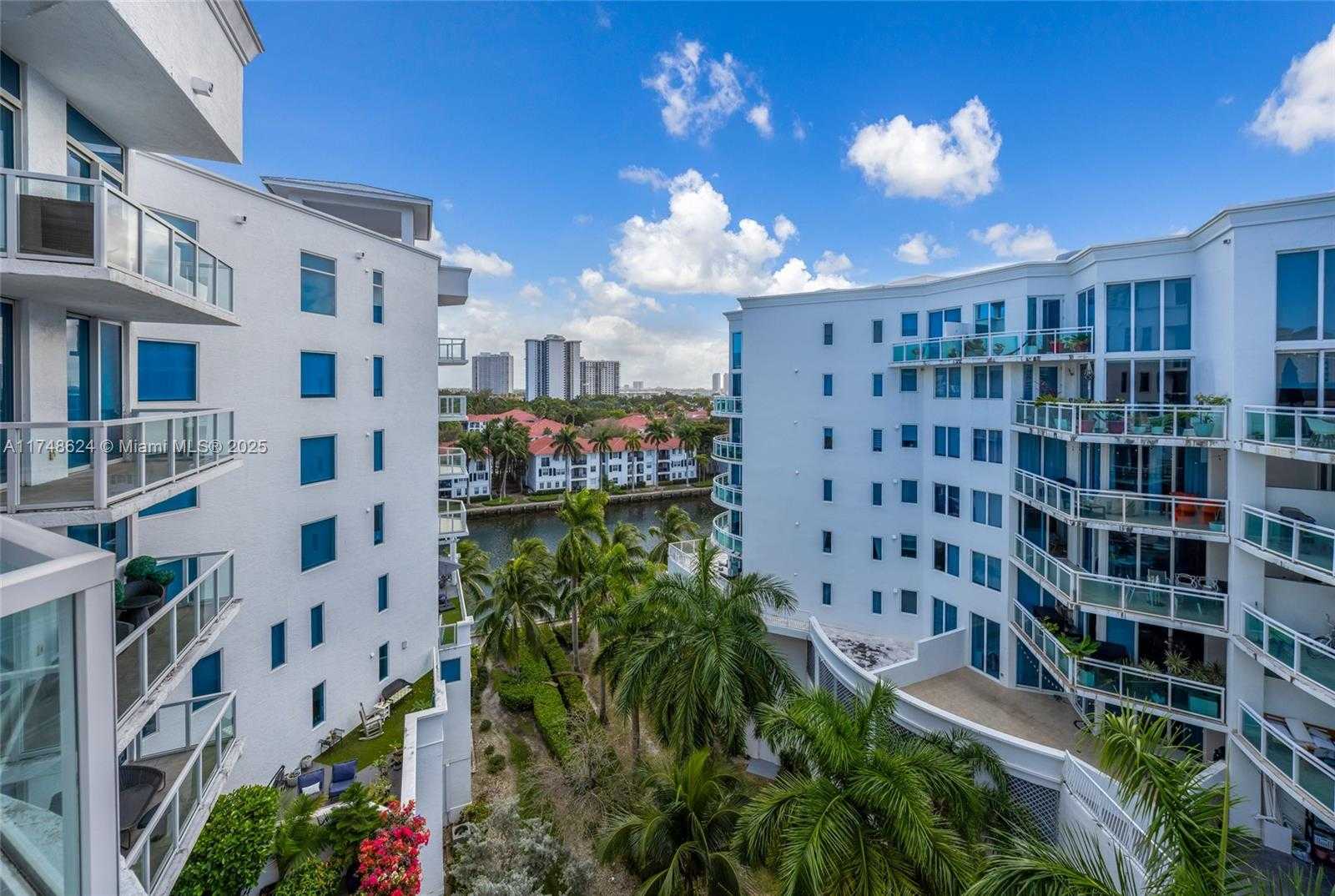 Small Image of 3030 NORTH EAST 188TH ST #602, Aventura Number 29