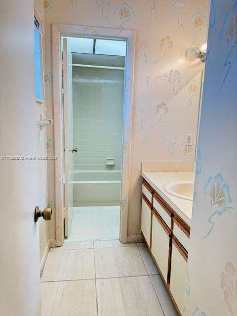 Small Image of 1490 SHERIDAN ST #12A, Hollywood Number 12