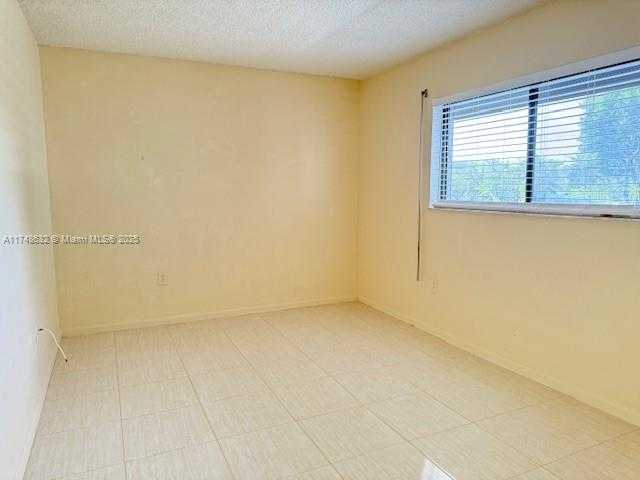 Small Image of 1490 SHERIDAN ST #12A, Hollywood Number 16