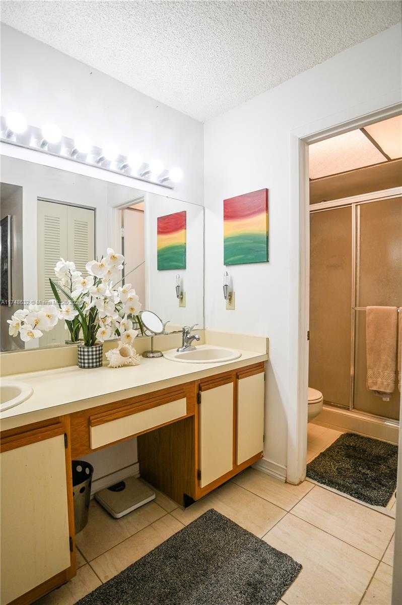 Small Image of 1490 SHERIDAN ST #12A, Hollywood Number 20