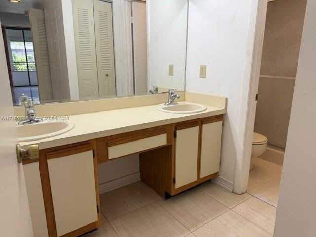 Small Image of 1490 SHERIDAN ST #12A, Hollywood Number 22