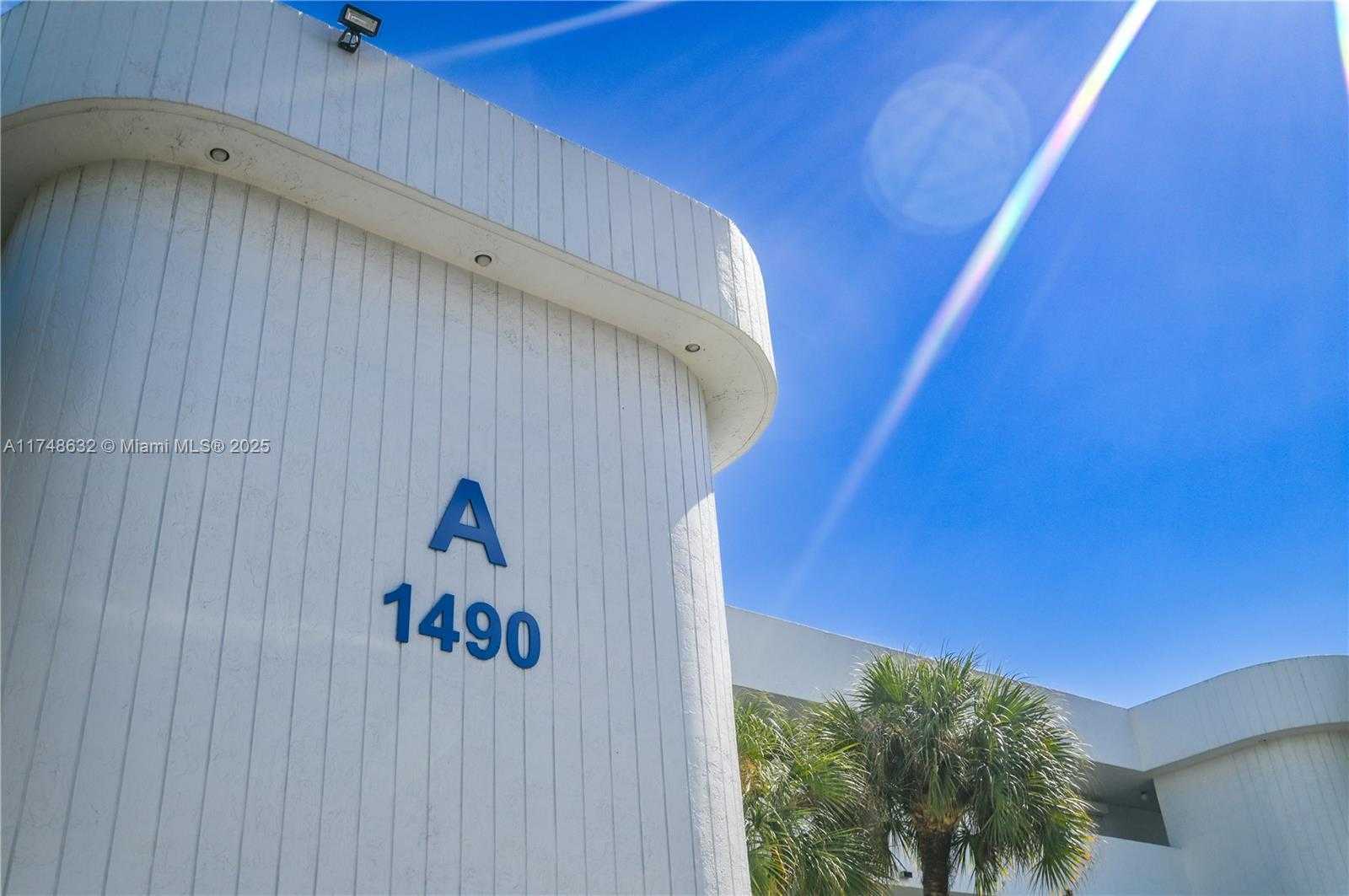 Small Image of 1490 SHERIDAN ST #12A, Hollywood Number 43