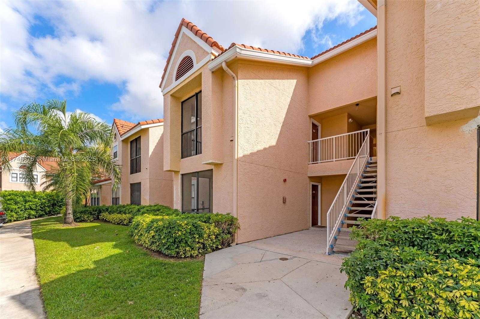 Small Image of 10441 SOUTH WEST 156 CT #4210, Miami Number 2