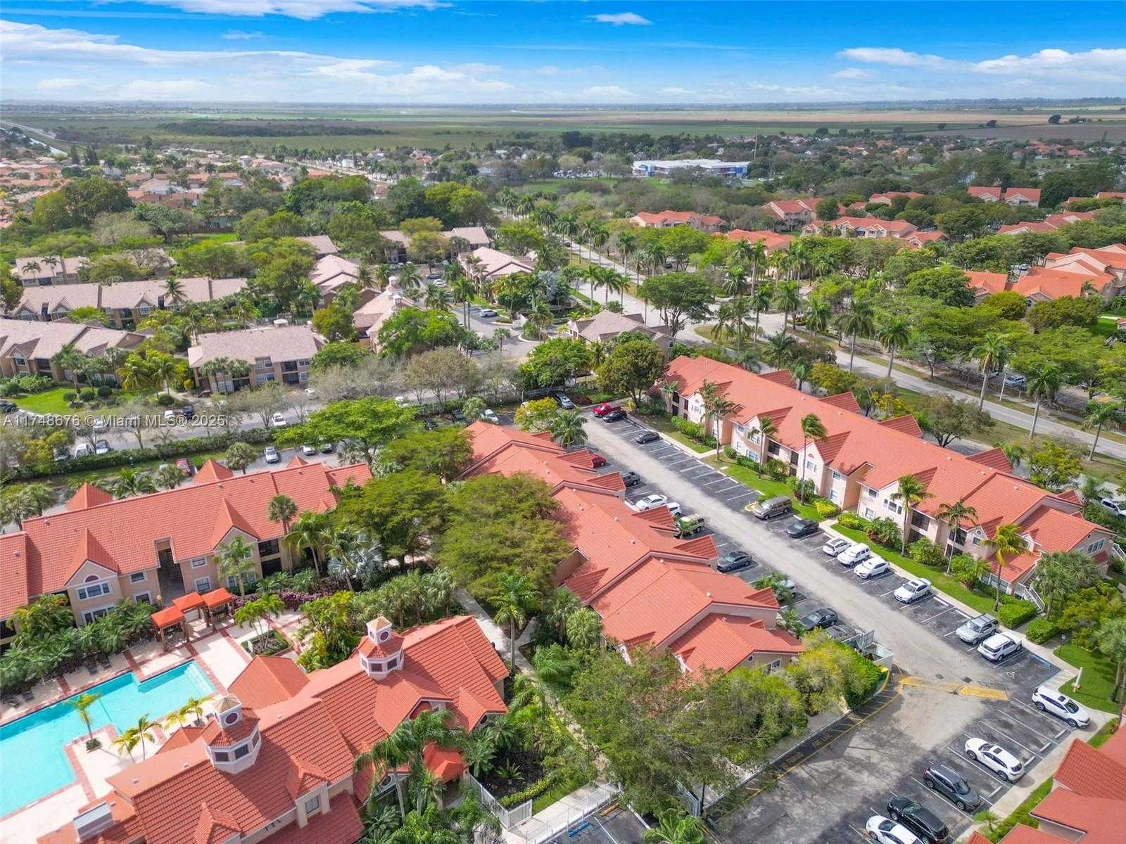 Small Image of 10441 SOUTH WEST 156 CT #4210, Miami Number 23