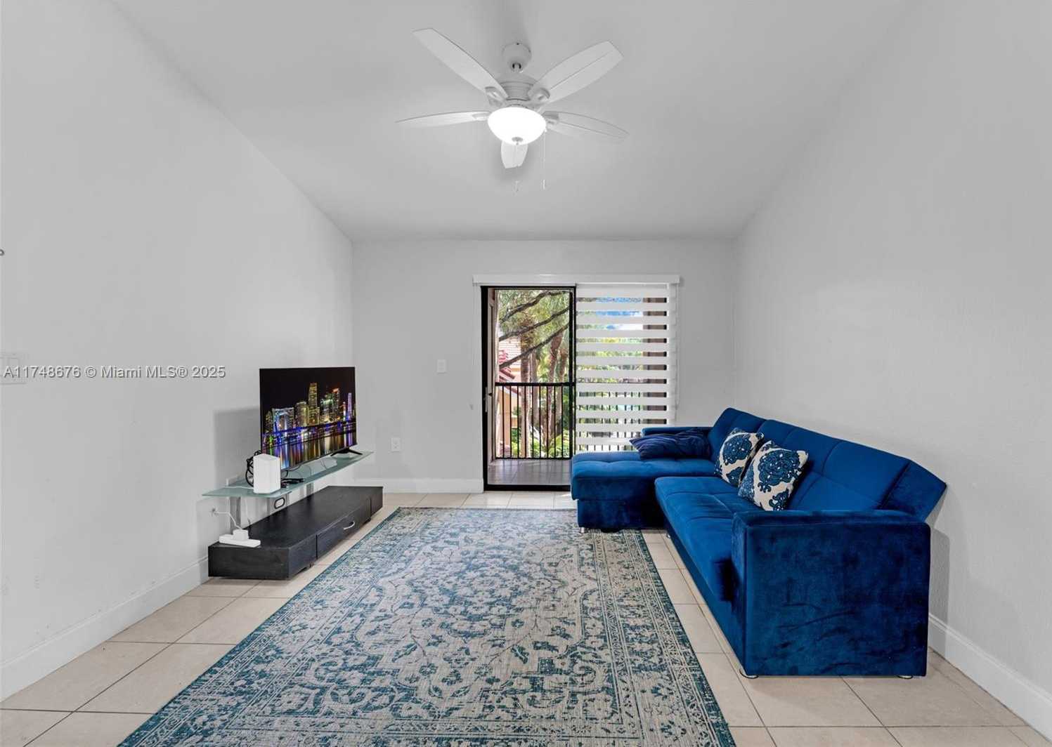 Small Image of 10441 SOUTH WEST 156 CT #4210, Miami Number 4
