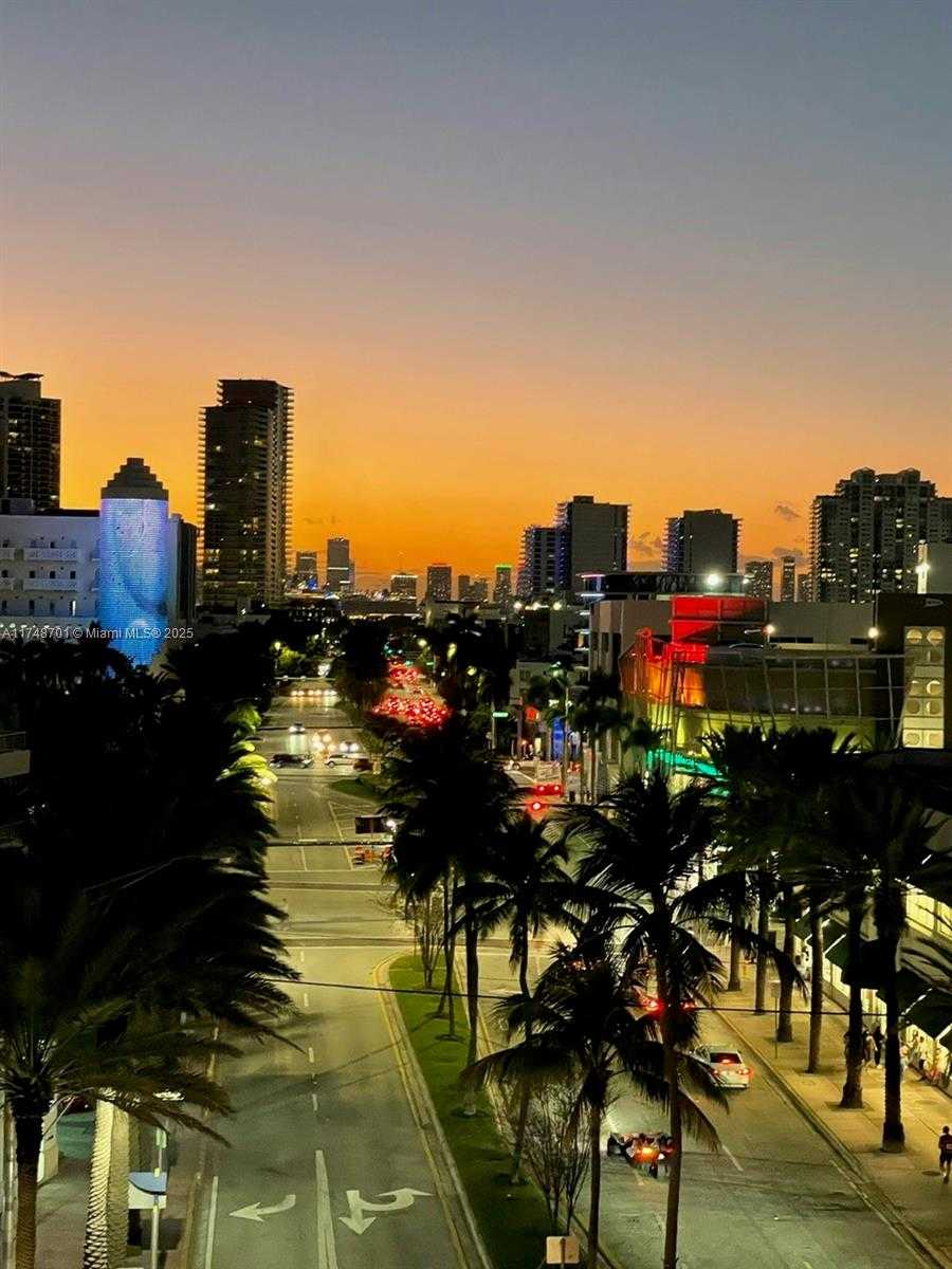 Small Image of 465 OCEAN DR #701, Miami Beach Number 47