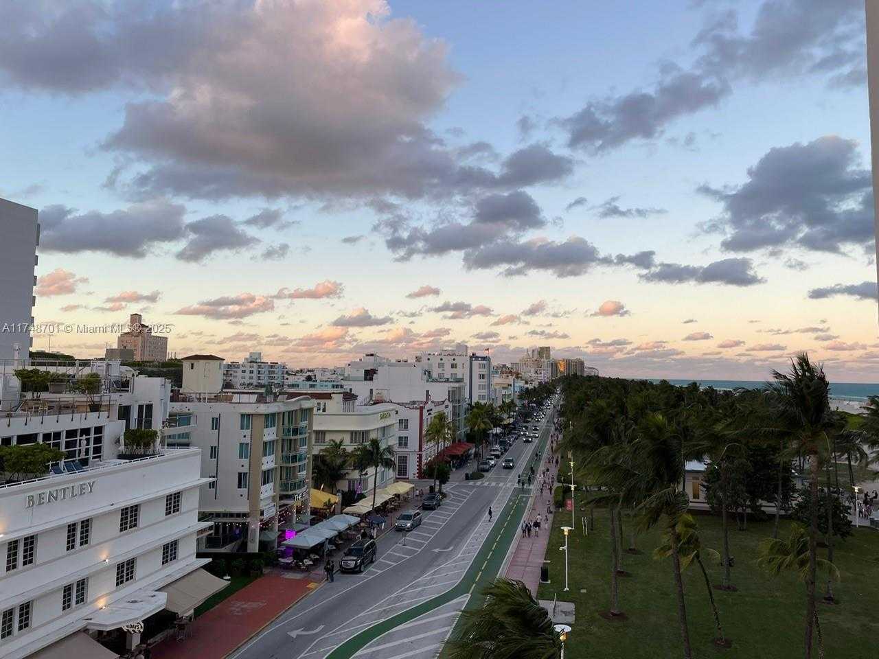 Small Image of 465 OCEAN DR #701, Miami Beach Number 49