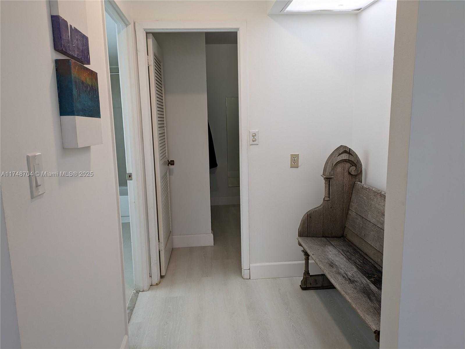 Small Image of 2600 #516, Hallandale Beach Number 13