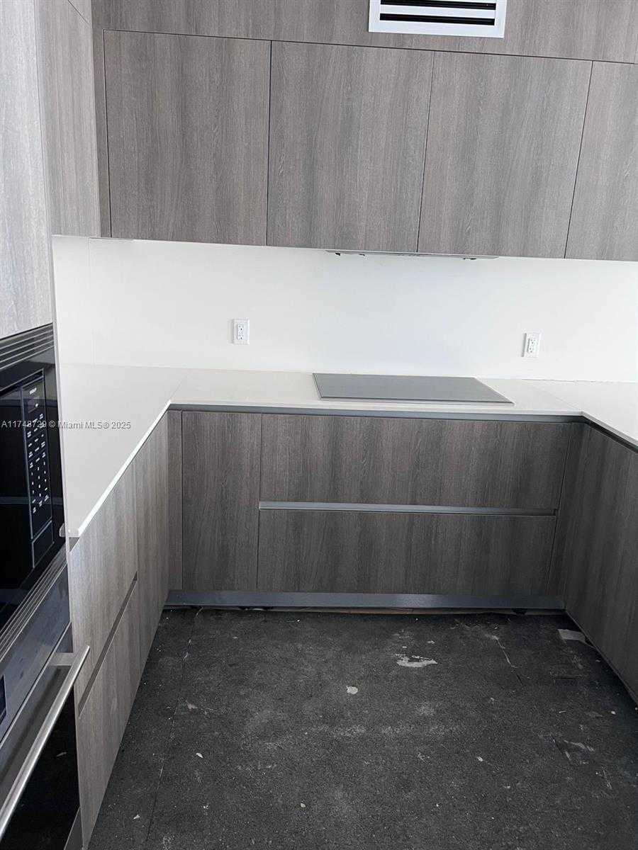 Small Image of 17550 COLLINS AVE #1004, Sunny Isles Beach Number 4