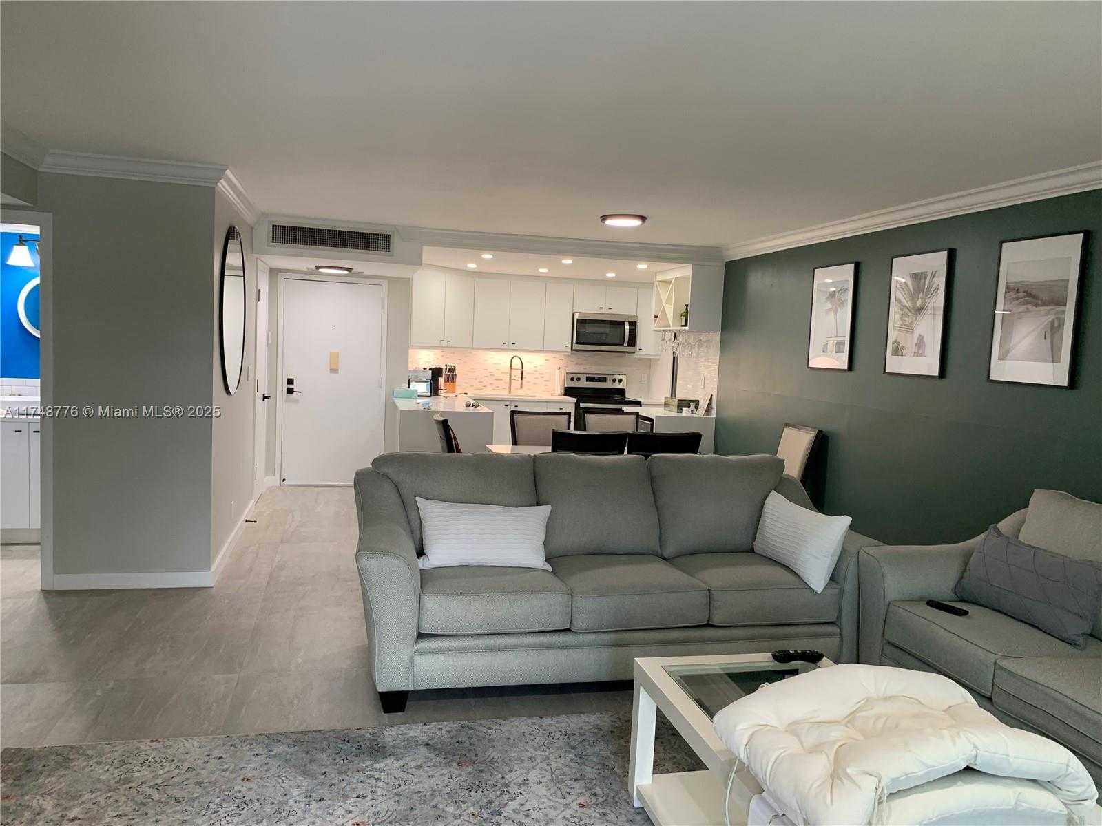 Small Image of 100 GOLDEN ISLES DR #409, Hallandale Beach Number 30
