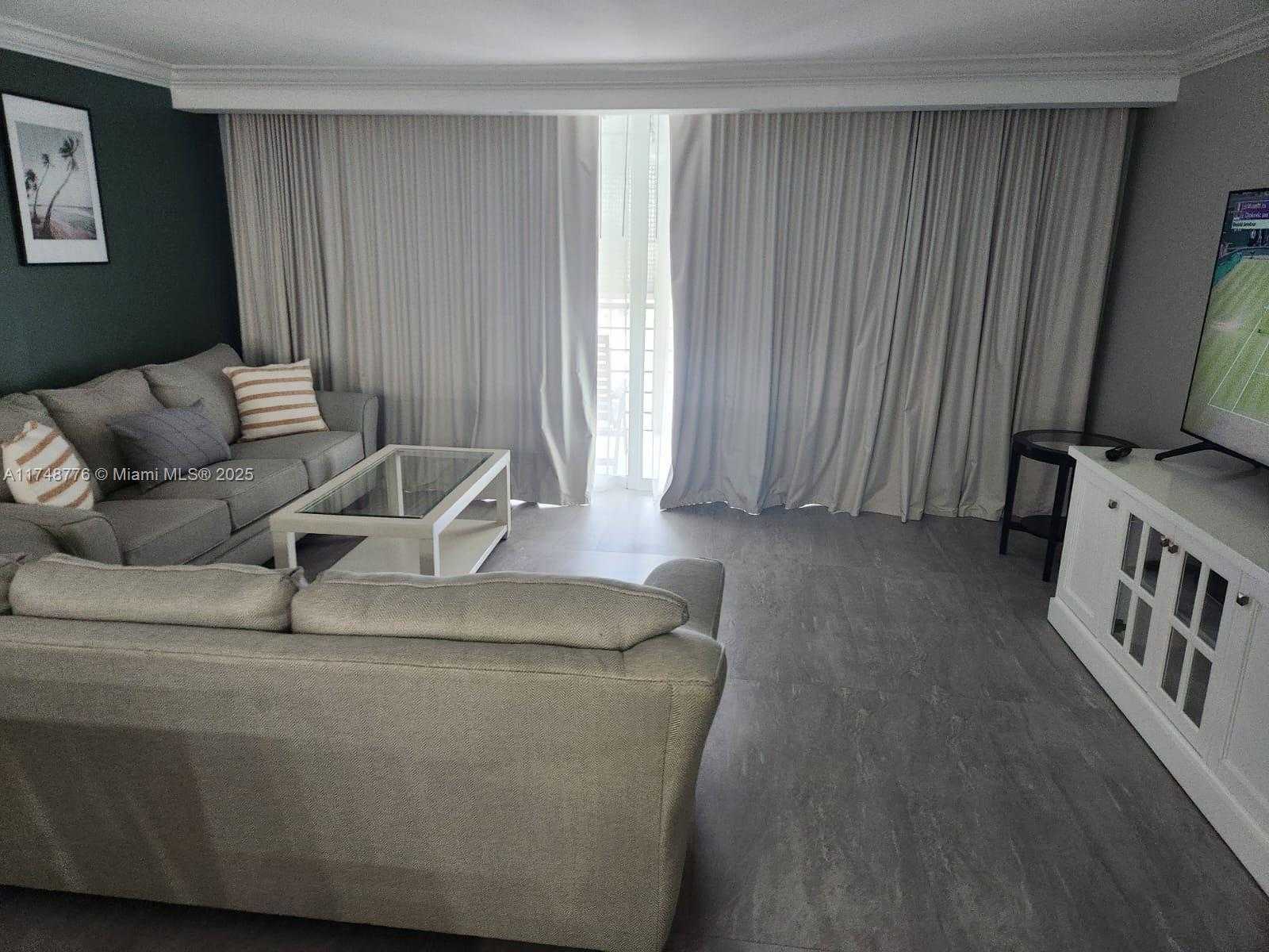 Small Image of 100 GOLDEN ISLES DR #409, Hallandale Beach Number 9