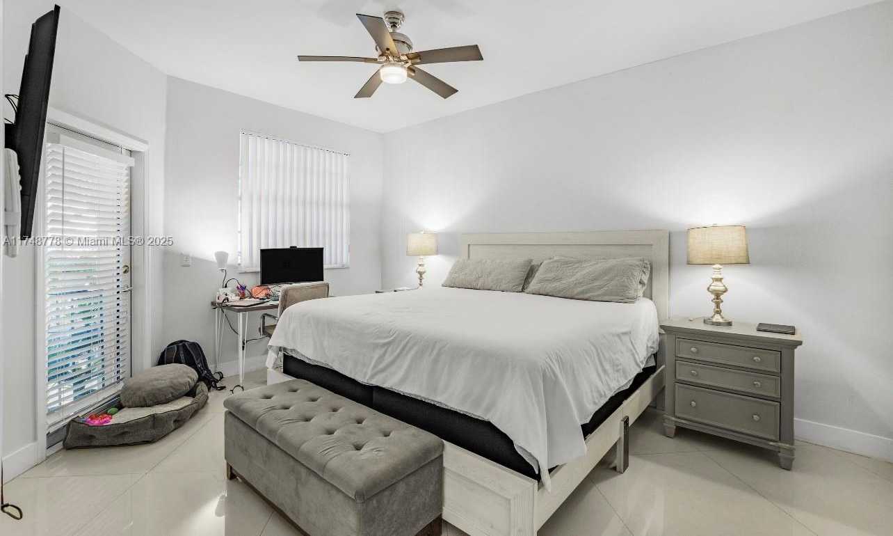 Small Image of 3115 NORTH EAST 184TH ST #4104, Aventura Number 5