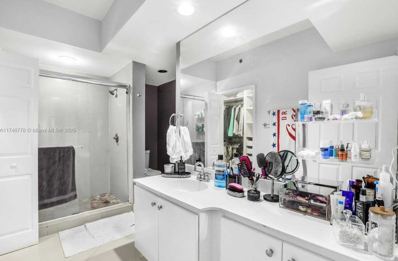 Small Image of 3115 NORTH EAST 184TH ST #4104, Aventura Number 8