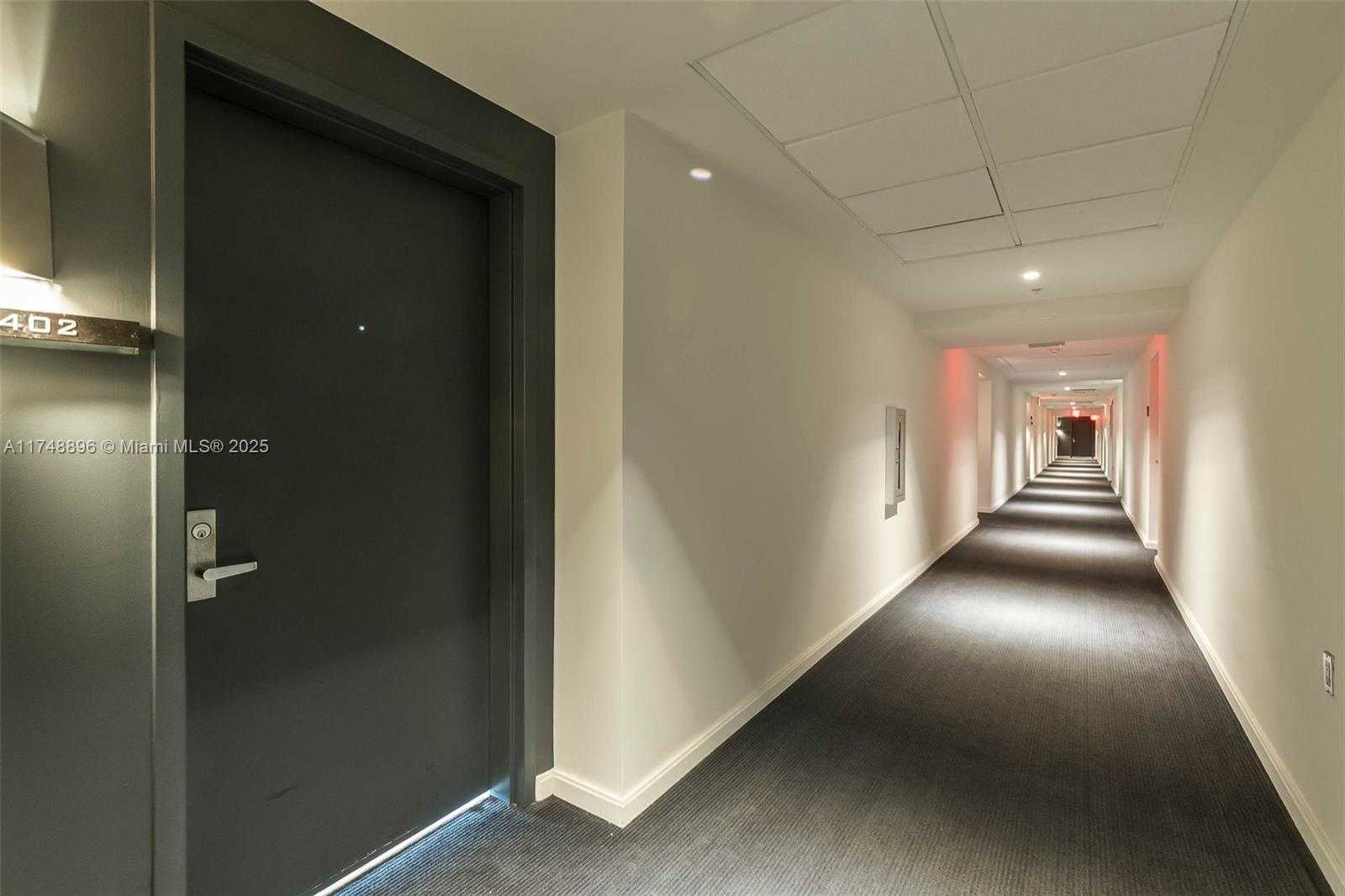 Small Image of 335 SOUTH BISCAYNE BLVD #2402, Miami Number 5