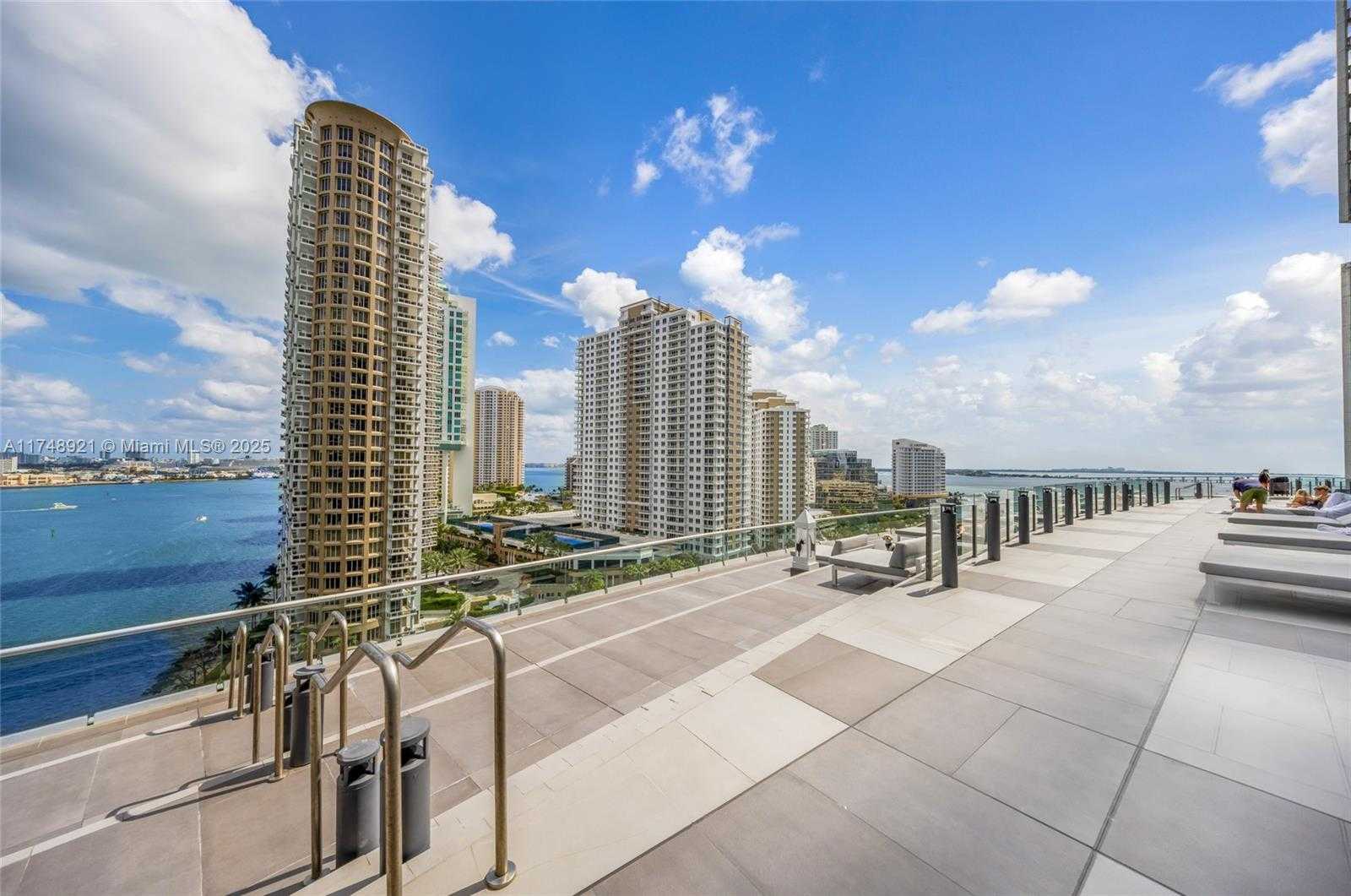Small Image of 465 BRICKELL AVE #1505, Miami Number 21