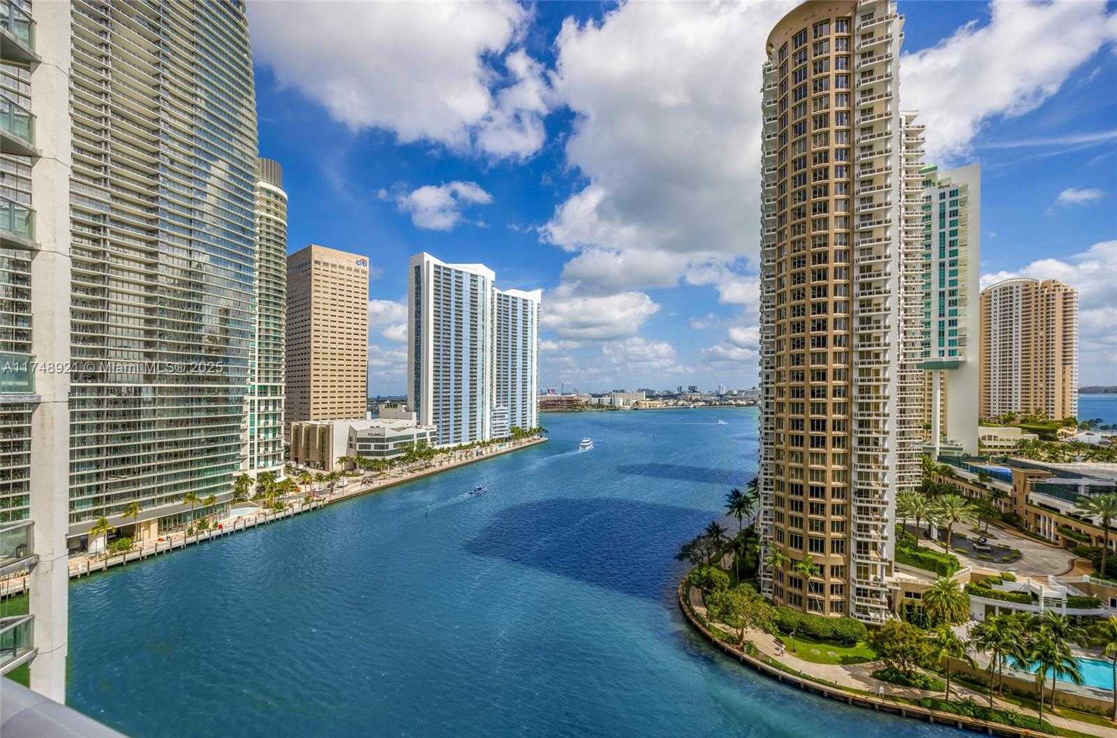 Small Image of 465 BRICKELL AVE #1505, Miami Number 24