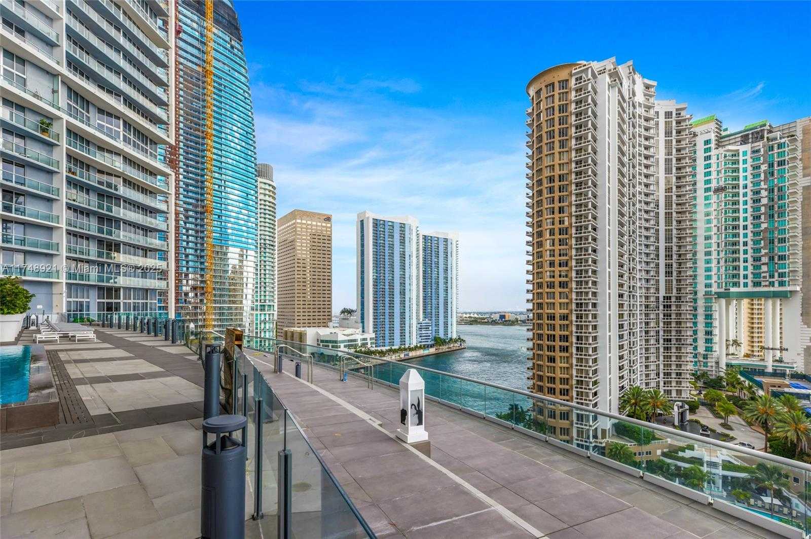 Small Image of 465 BRICKELL AVE #1505, Miami Number 28