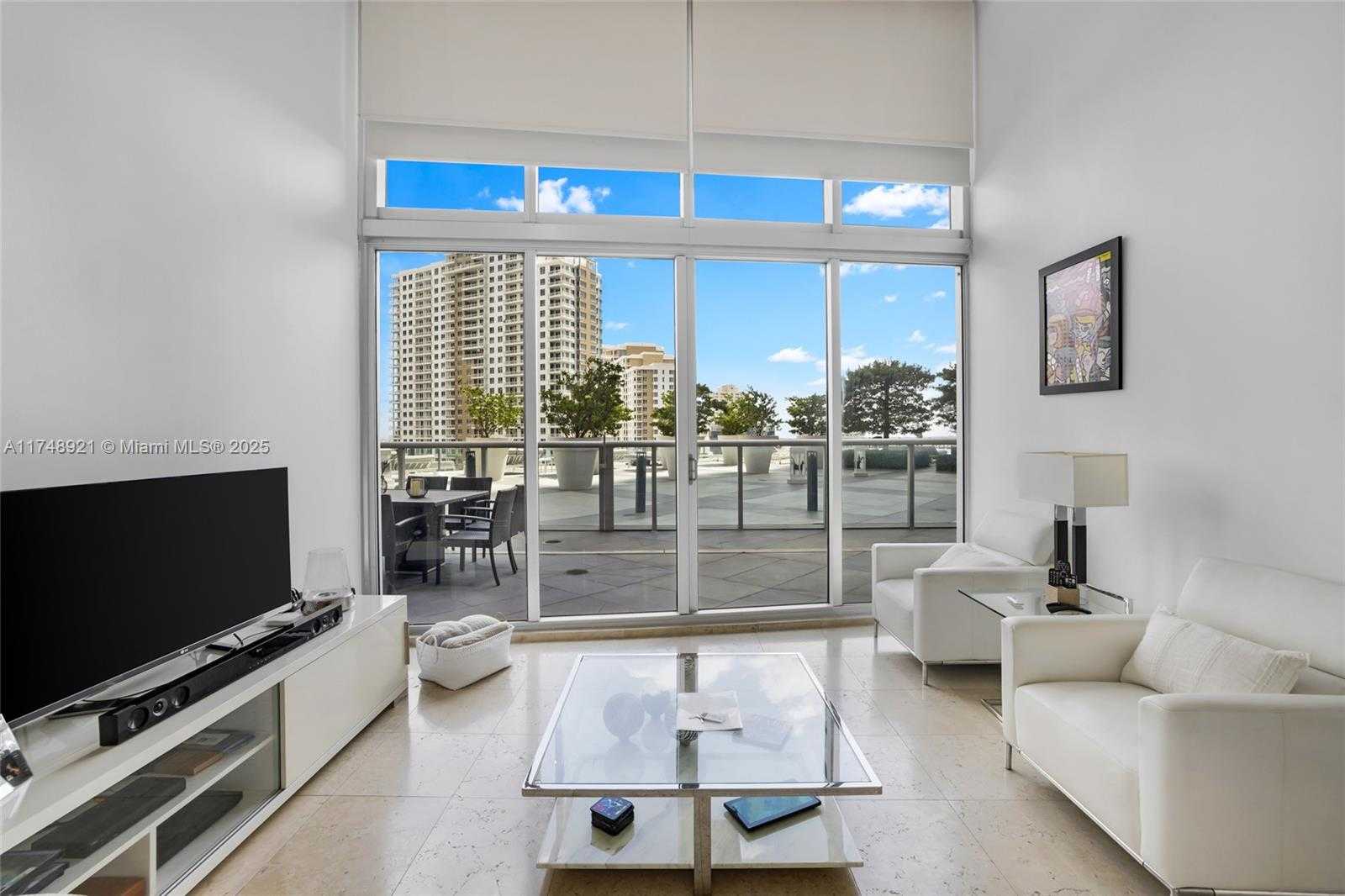Small Image of 465 BRICKELL AVE #1505, Miami Number 5