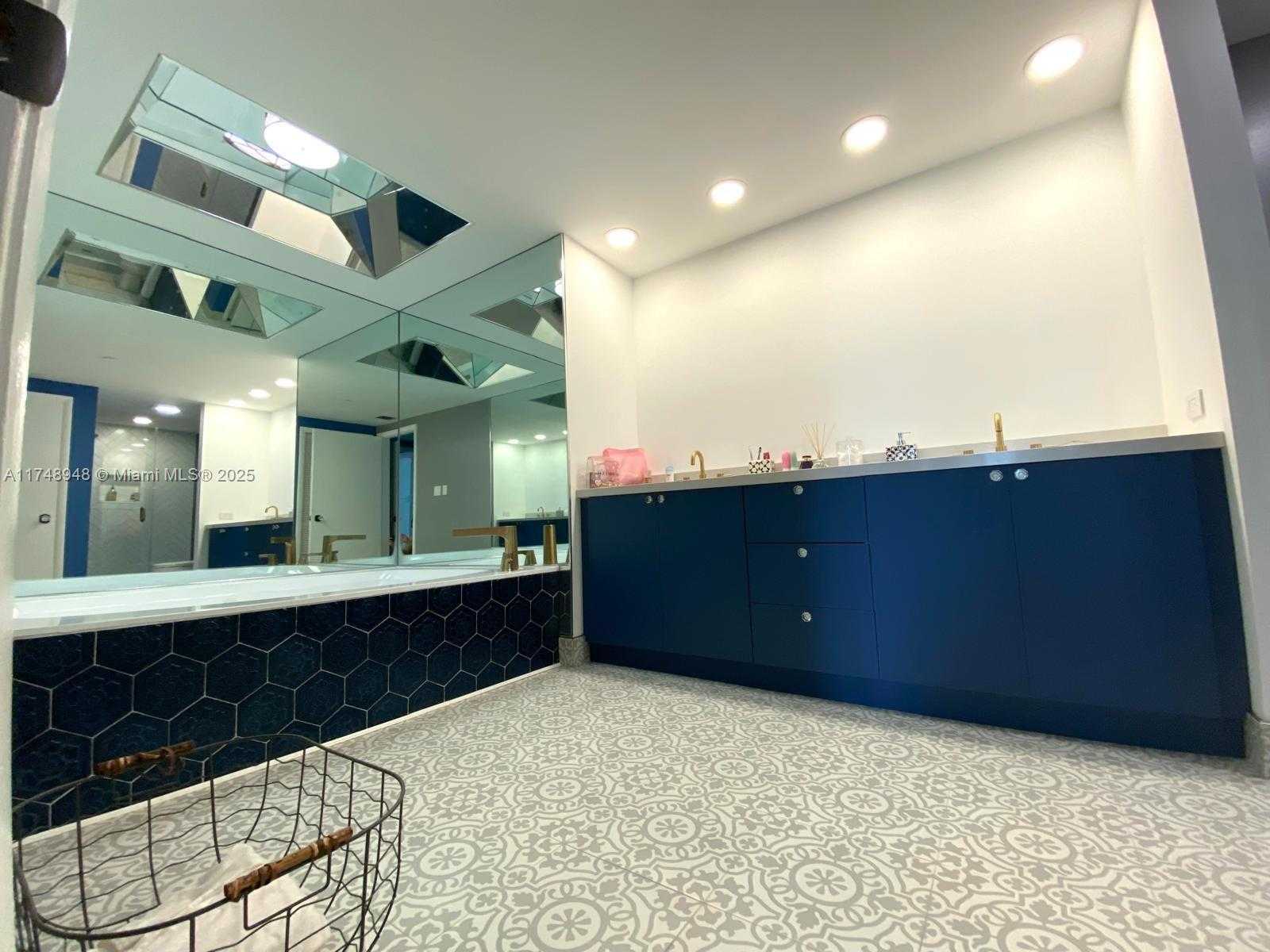 Small Image of 20191 EAST COUNTRY CLUB #804, Aventura Number 26