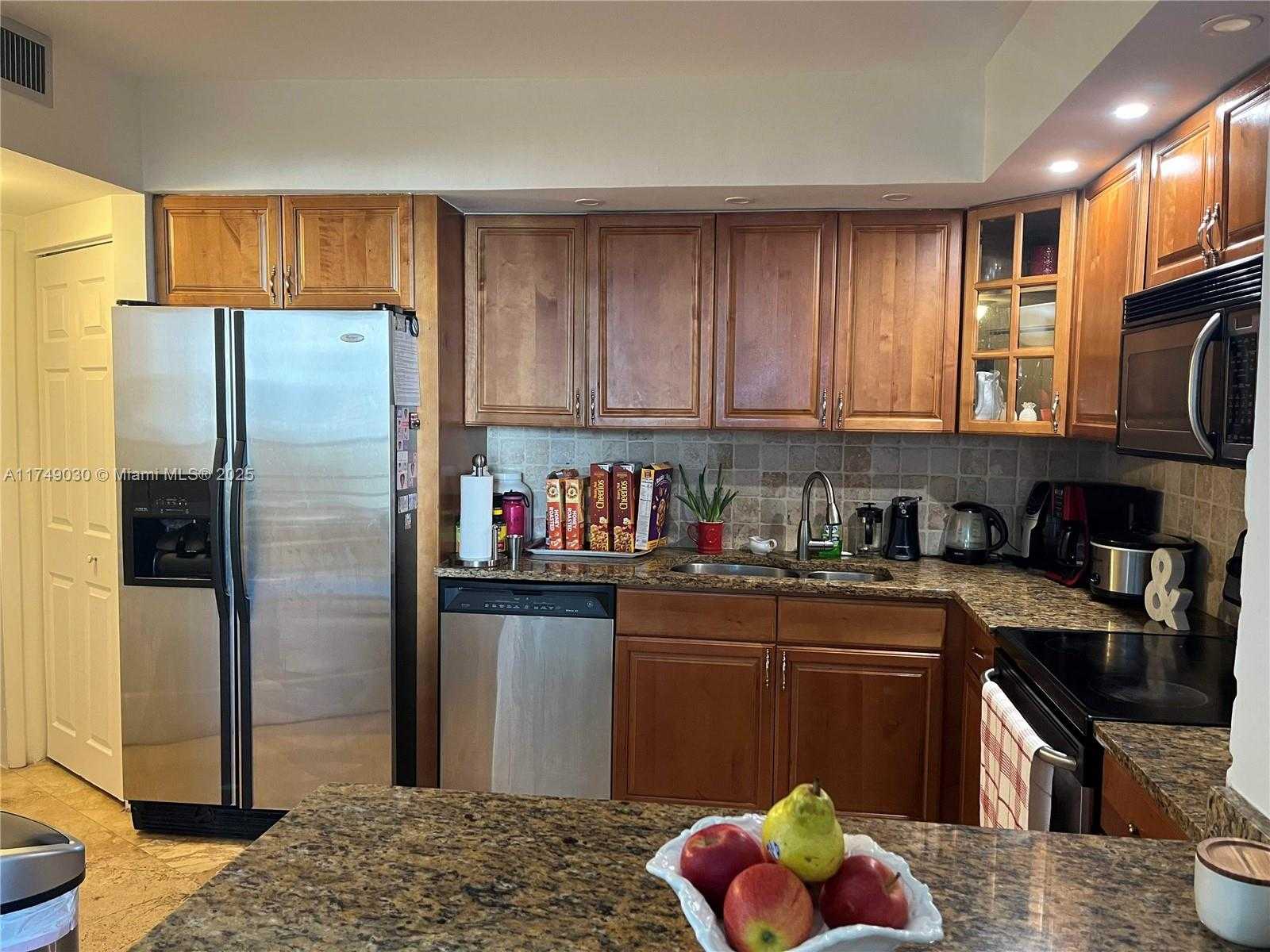 Small Image of 20281 EAST COUNTRY CLUB DR #1105, Aventura Number 6