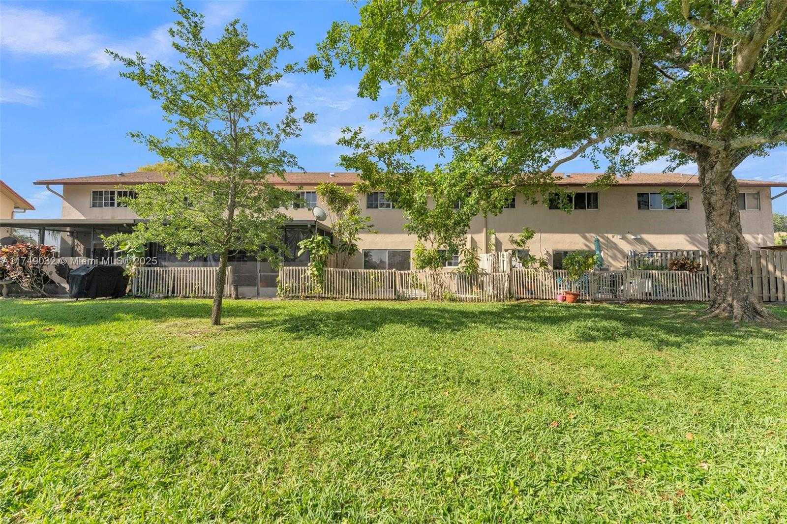 Small Image of 9745 NORTH WEST 37TH ST #9745, Sunrise Number 37