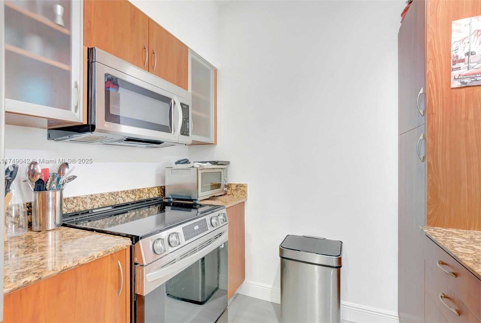 Small Image of 233 SOUTH FEDERAL HWY #216, Boca Raton Number 18