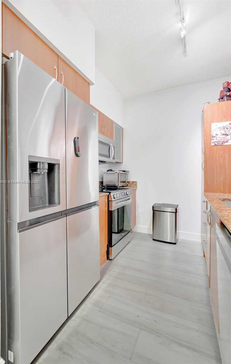 Small Image of 233 SOUTH FEDERAL HWY #216, Boca Raton Number 19