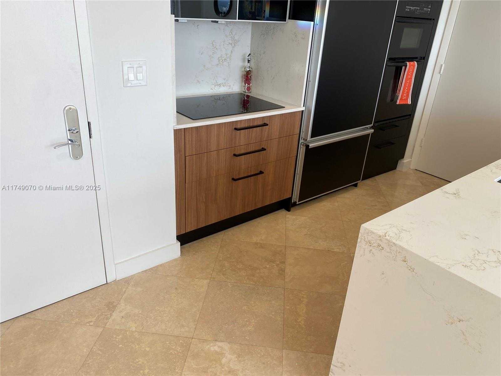 Small Image of 1830 SOUTH OCEAN DR #3507, Hallandale Beach Number 8