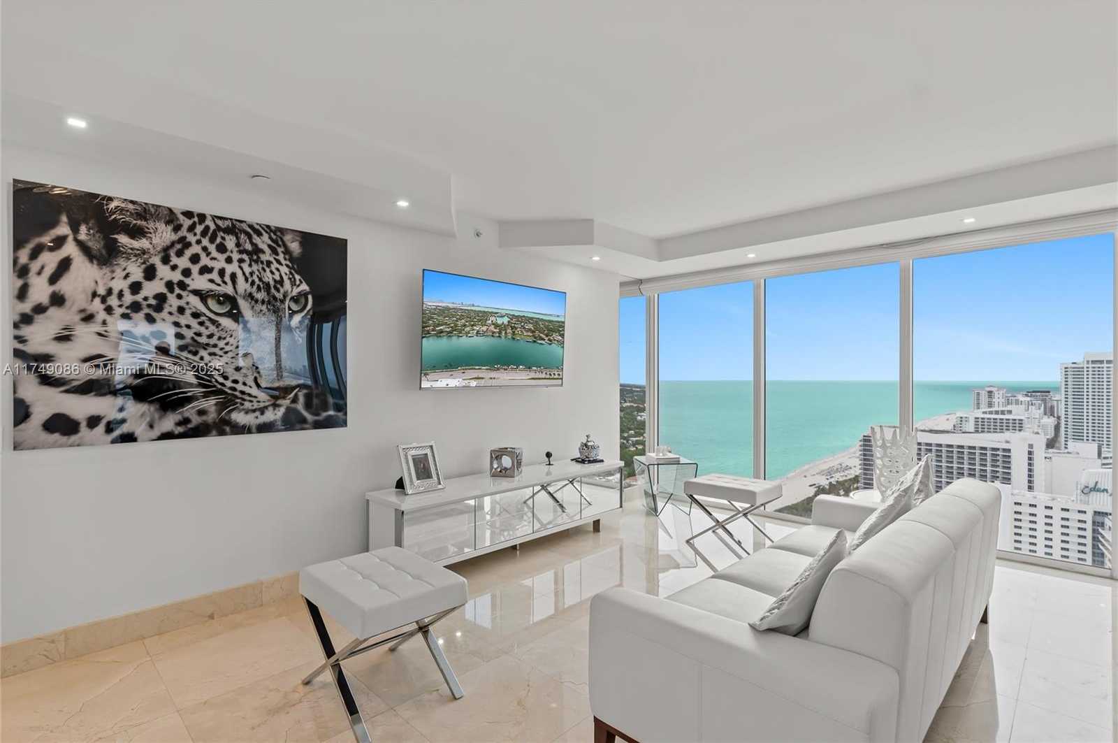 Small Image of 4775 COLLINS AVE #3505, Miami Beach Number 12
