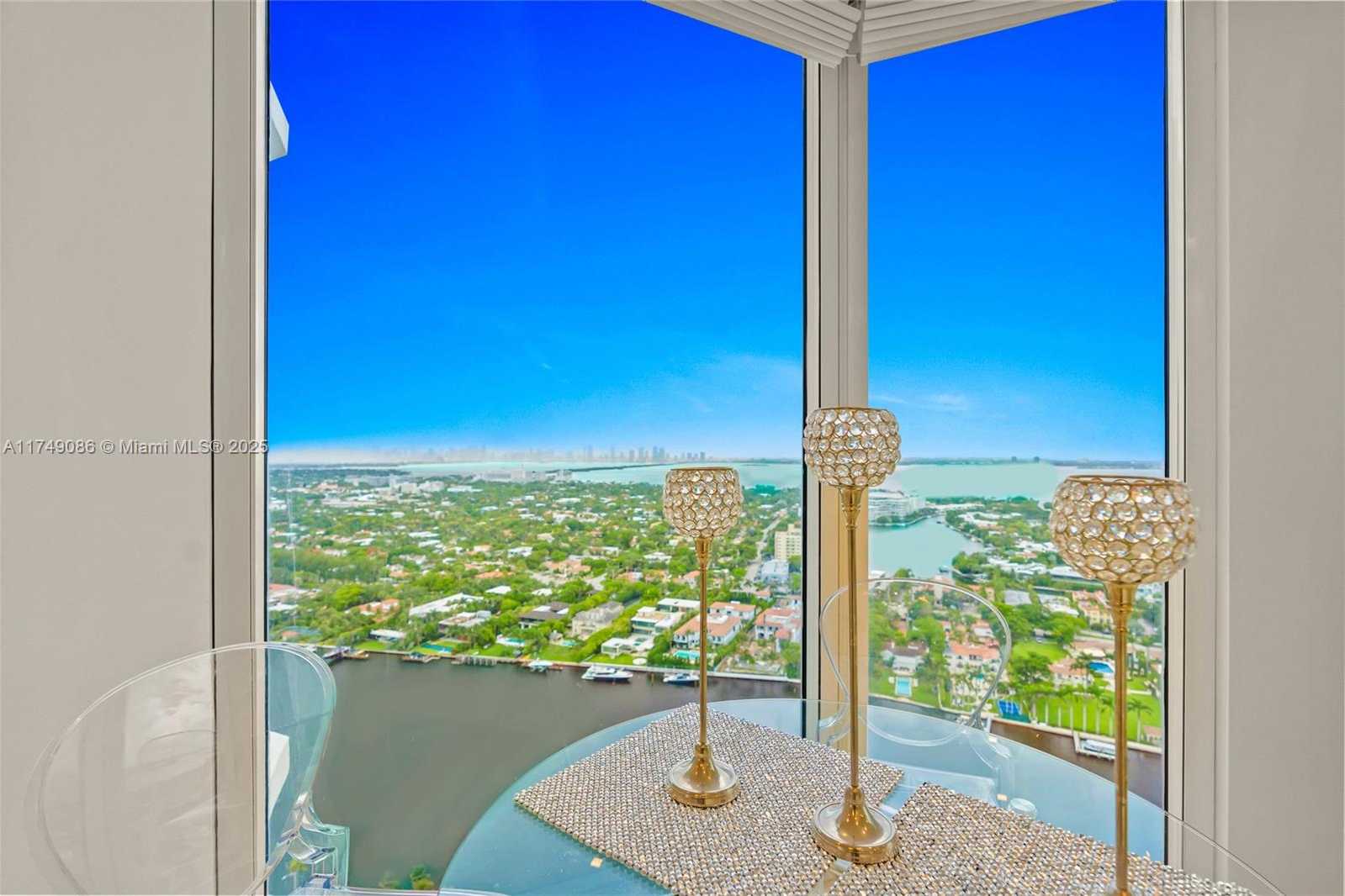 Small Image of 4775 COLLINS AVE #3505, Miami Beach Number 14