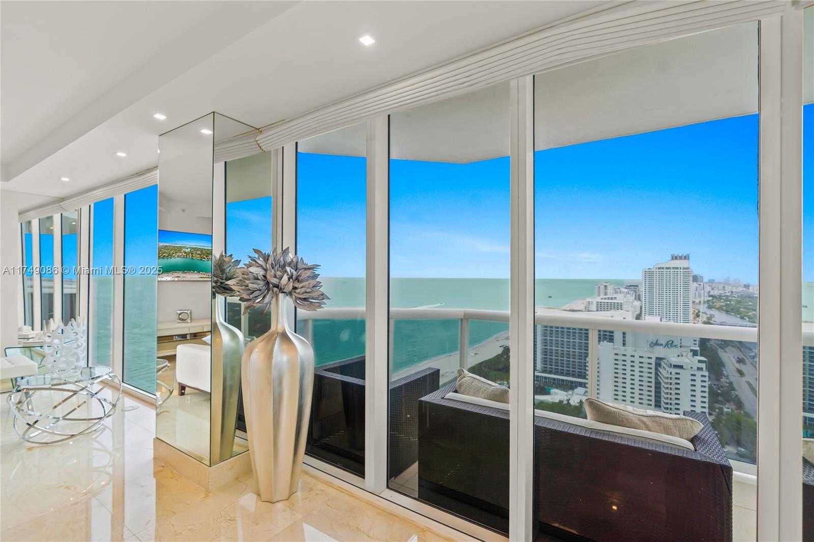 Small Image of 4775 COLLINS AVE #3505, Miami Beach Number 15